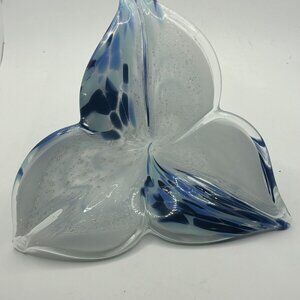 Murano Style Art Glass Hand Blown 3 Petal Lily White UK Blue Accents Italy